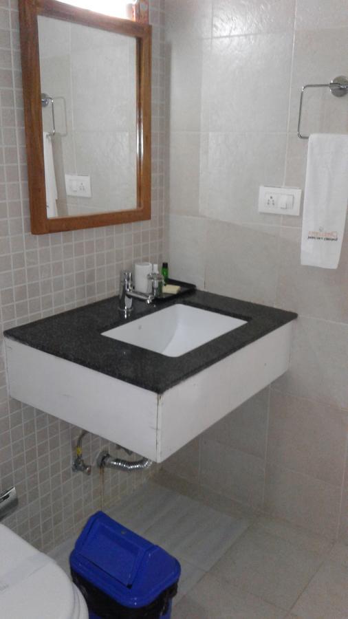 Eagle Mountain Munnar Bed & Breakfast Bagian luar foto