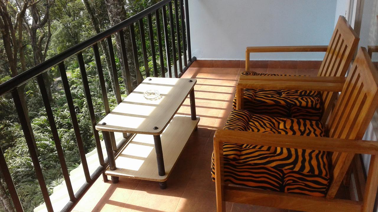 Eagle Mountain Munnar Bed & Breakfast Bagian luar foto